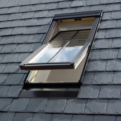Velux GGL CK02 3850H 550x780 Pine Finish Conservation Window